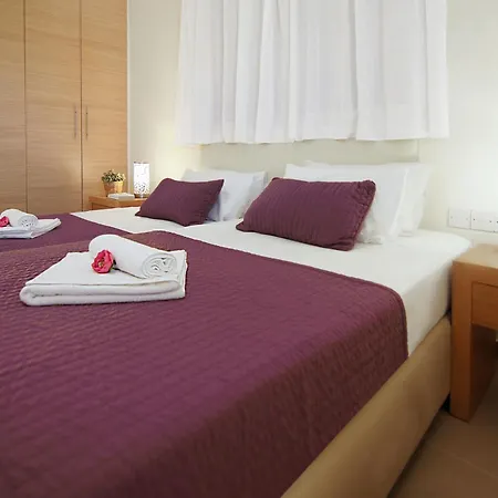 Adonia - 30m From Pernera Casa vacanze *