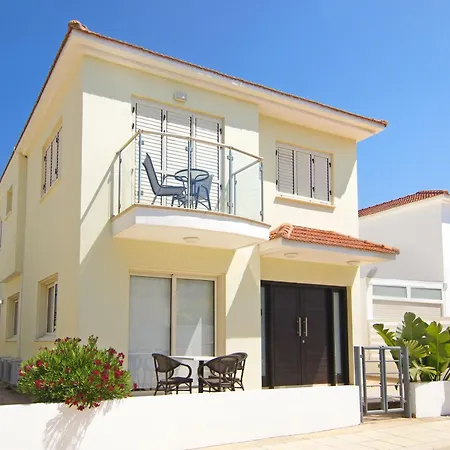 Adonia - 30m From Pernera Casa vacanze *