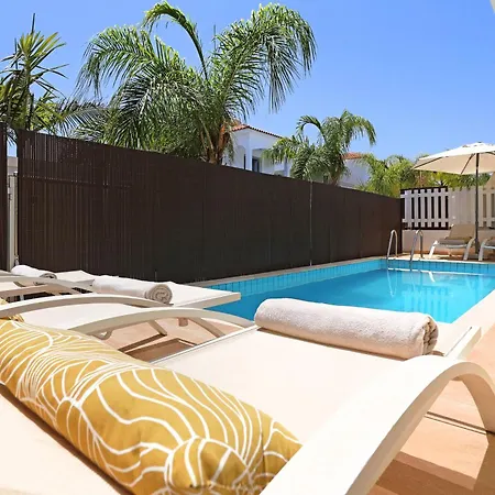 Casa vacanze Adonia - 30m From Pernera